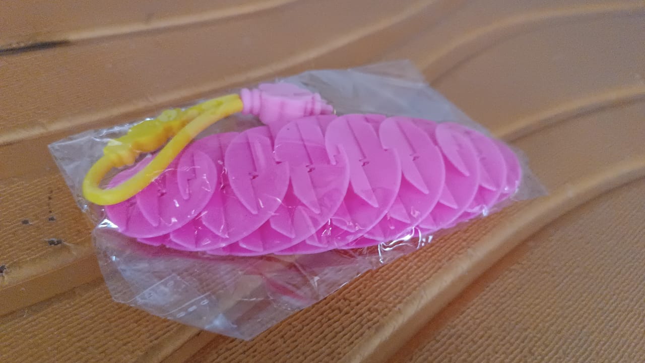 Plastic Toy Worm Fidget for Kids and Adults (1 Pc / Mix Color)